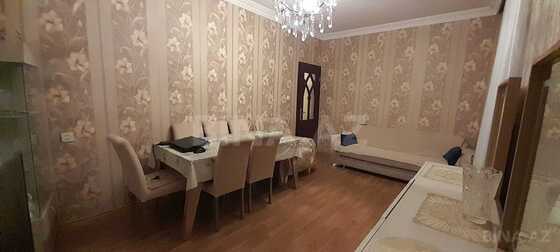 3 otaqlı Köhnə tikili, Yeni Günəşli q., Bakı