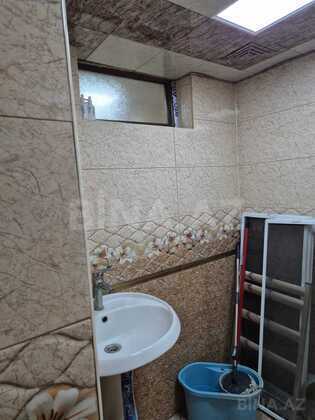 4 otaqlı Köhnə tikili, Bakıxanov q., Bakı