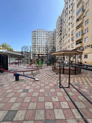 3 otaqlı Yeni tikili, Neftçilər m., Bakı