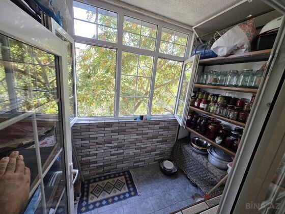 3 otaqlı Köhnə tikili, Neftçilər m., Bakı