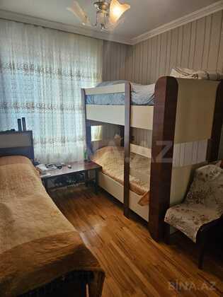 3 otaqlı Köhnə tikili, Xalqlar Dostluğu m., Bakı