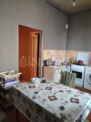 2 otaqlı Köhnə tikili, Bakıxanov q., Bakı