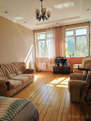 2 otaqlı Köhnə tikili, Bakıxanov q., Bakı