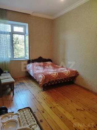 2 otaqlı Köhnə tikili, Bakıxanov q., Bakı