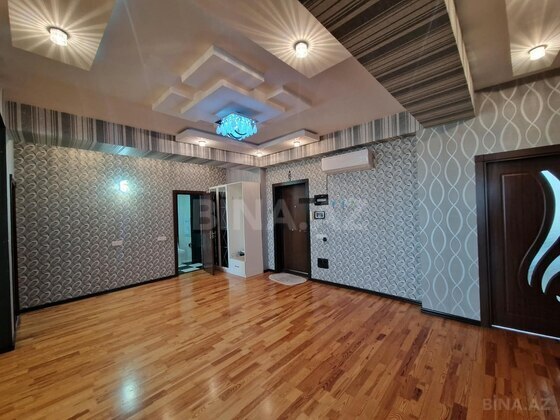 3 otaqlı Yeni tikili, Neftçilər m., Bakı