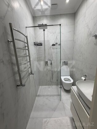 4 otaqlı Yeni tikili, Elmlər Akademiyası m., Bakı