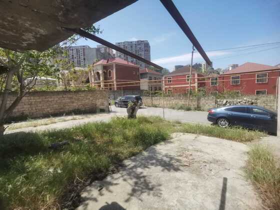 Torpaq Bakıxanov q., Bakı