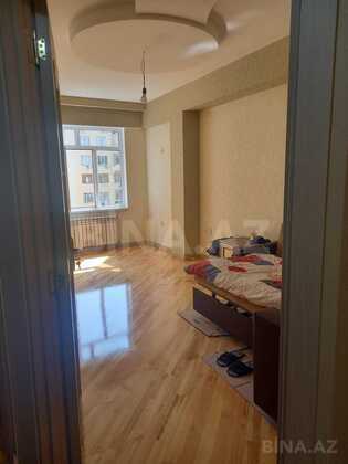 3 otaqlı Yeni tikili, Xırdalan