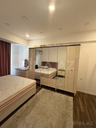 3 otaqlı Yeni tikili, Şah İsmayıl Xətai m., Bakı