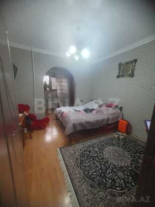 3 otaqlı Köhnə tikili, Yeni Günəşli q., Bakı