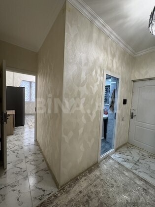 2 otaqlı Köhnə tikili, İnşaatçılar m., Bakı