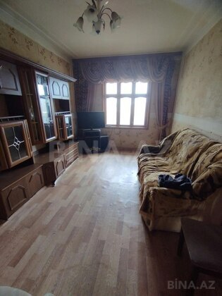 3 otaqlı Köhnə tikili, İnşaatçılar m., Bakı
