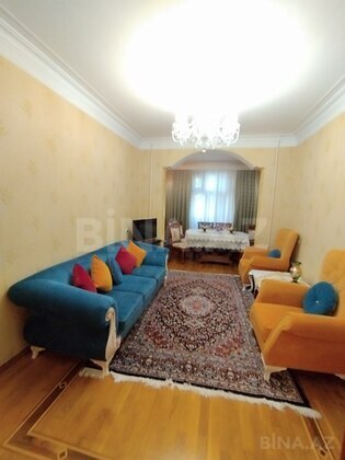 2 otaqlı Köhnə tikili, Əhmədli m., Bakı