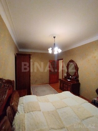 2 otaqlı Köhnə tikili, Əhmədli m., Bakı