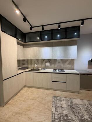 3 otaqlı Yeni tikili, Şah İsmayıl Xətai m., Bakı