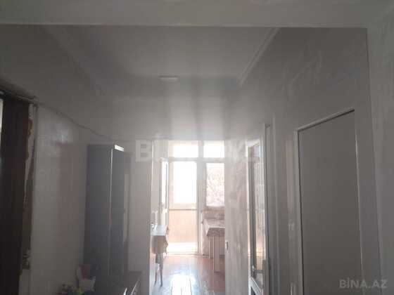 3 otaqlı Köhnə tikili, Həzi Aslanov m., Bakı