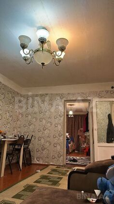 2 otaqlı Köhnə tikili, Qara Qarayev m., Bakı