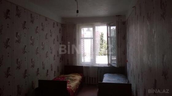 2 otaqlı Köhnə tikili, Qara Qarayev m., Bakı