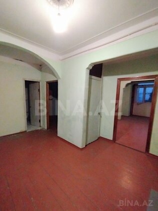 4 otaqlı Köhnə tikili, Əhmədli m., Bakı