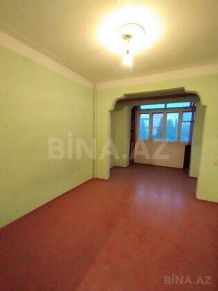 4 otaqlı Köhnə tikili, Əhmədli m., Bakı