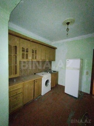 4 otaqlı Köhnə tikili, Əhmədli m., Bakı