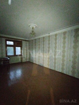 4 otaqlı Köhnə tikili, Əhmədli m., Bakı