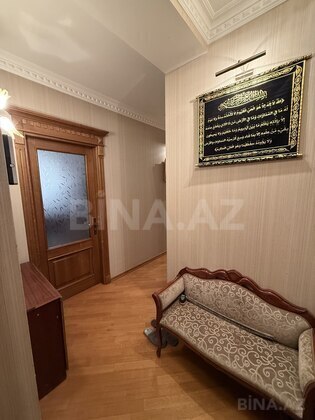 3 otaqlı Yeni tikili, Xırdalan