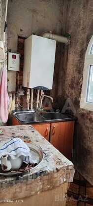 3 otaqlı Köhnə tikili, Bakıxanov q., Bakı