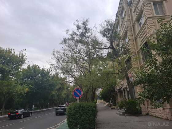 3 otaqlı Köhnə tikili, Nəsimi r., Bakı