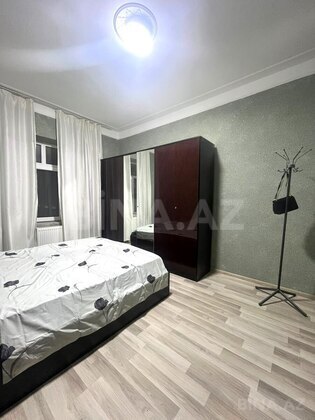2 otaqlı Köhnə tikili, Neftçilər m., Bakı