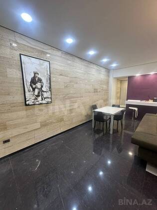 3 otaqlı Yeni tikili, Şah İsmayıl Xətai m., Bakı