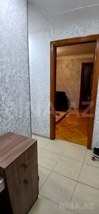 2 otaqlı Köhnə tikili, Elmlər Akademiyası m., Bakı