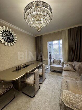 2 otaqlı Köhnə tikili, İnşaatçılar m., Bakı