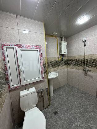 2 otaqlı Köhnə tikili, Azadlıq Prospekti m., Bakı