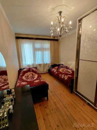 4 otaqlı Köhnə tikili, Həzi Aslanov m., Bakı