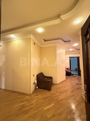 3 otaqlı Yeni tikili, İnşaatçılar m., Bakı