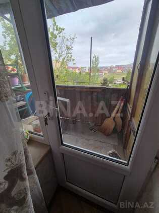 3 otaqlı Köhnə tikili, Bakıxanov q., Bakı