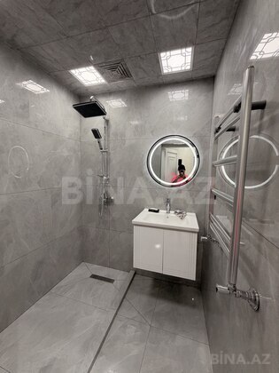 3 otaqlı Köhnə tikili, Xalqlar Dostluğu m., Bakı