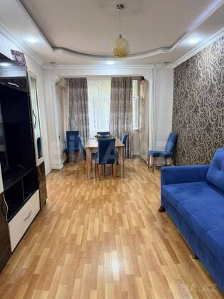 2 otaqlı Köhnə tikili, Azadlıq Prospekti m., Bakı