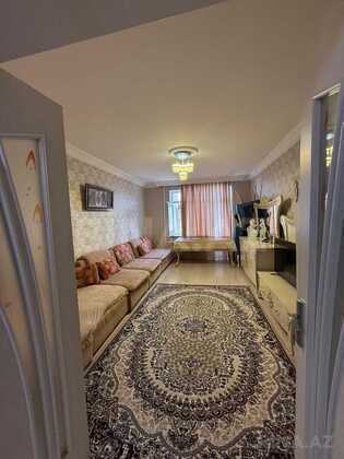 3 otaqlı Köhnə tikili, Bakıxanov q., Bakı