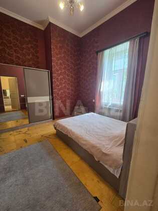 3 otaqlı Köhnə tikili, Sahil m., Bakı