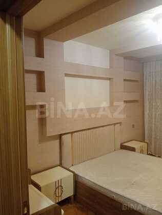 2 otaqlı Köhnə tikili, Neftçilər m., Bakı