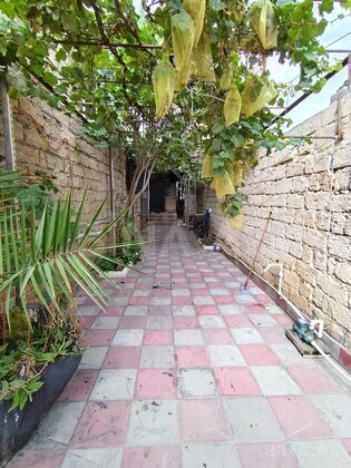 3 otaqlı Həyət evi/Bağ evi, Hövsan q., Bakı