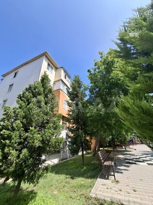 2 otaqlı Köhnə tikili, Memar Əcəmi m., Bakı