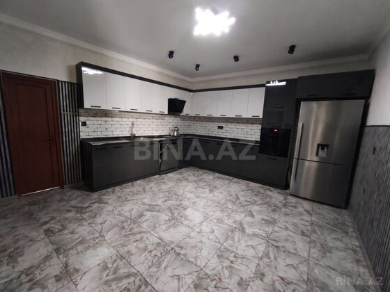 8 otaqlı Həyət evi/Bağ evi, Azadlıq Prospekti m., Bakı