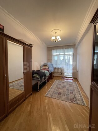 3 otaqlı Yeni tikili, Həzi Aslanov m., Bakı