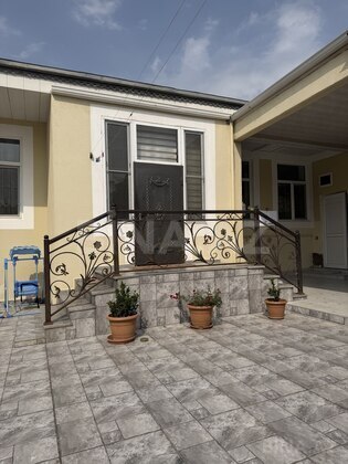 4 otaqlı Həyət evi/Bağ evi, Binə q., Bakı