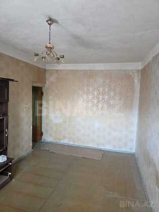 4 otaqlı Köhnə tikili, Qaraçuxur q., Bakı