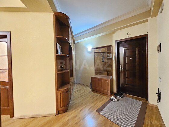 3 otaqlı Yeni tikili, 20 Yanvar m., Bakı