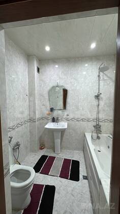 3 otaqlı Yeni tikili, 8 Noyabr m., Bakı